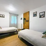 Haeuser Mit Geschlossenem Hof Apartamento