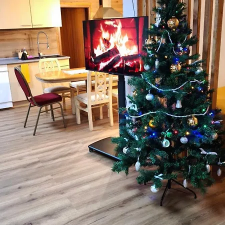 Haeuser Mit Geschlossenem Hof * Troisdorf