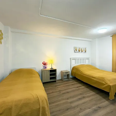 Apartamento Haeuser Mit Geschlossenem Hof Troisdorf