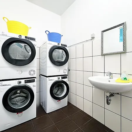 Haeuser Mit Geschlossenem Hof Troisdorf