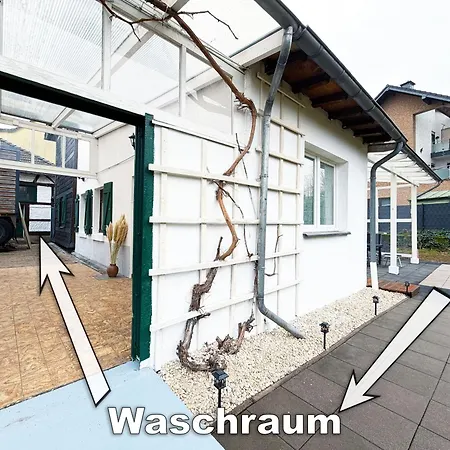 Haeuser Mit Geschlossenem Hof Apartman *