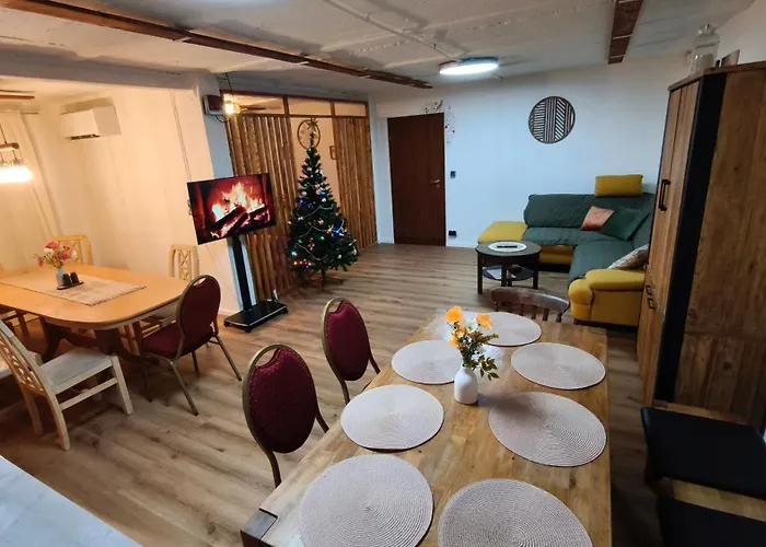 Haeuser Mit Geschlossenem Hof Διαμέρισμα