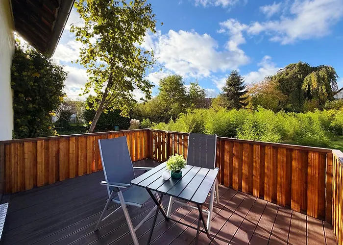 Haeuser Mit Geschlossenem Hof * Τρόισντορφ