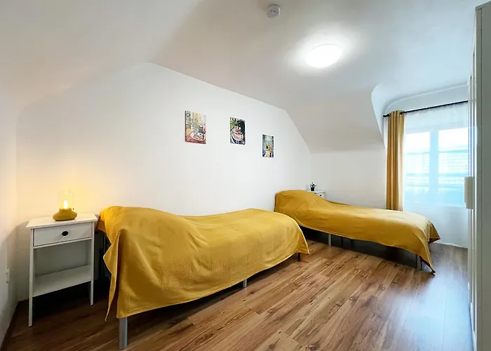 Διαμέρισμα Haeuser Mit Geschlossenem Hof