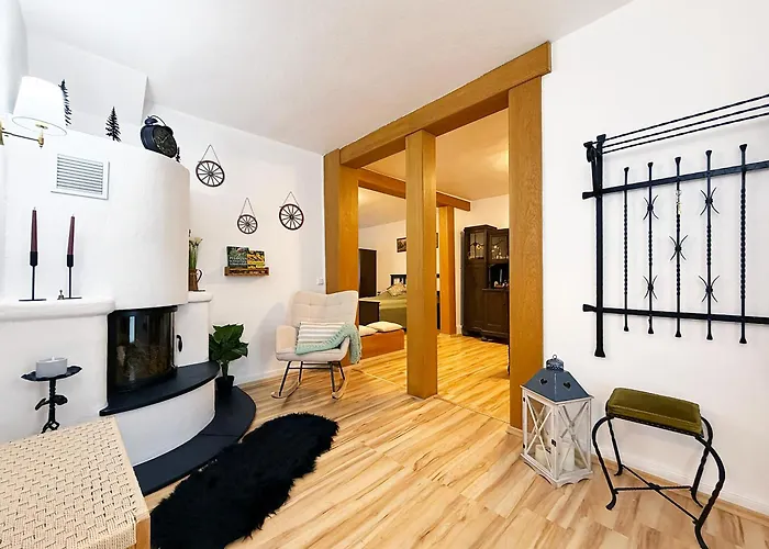 Haeuser Mit Geschlossenem Hof