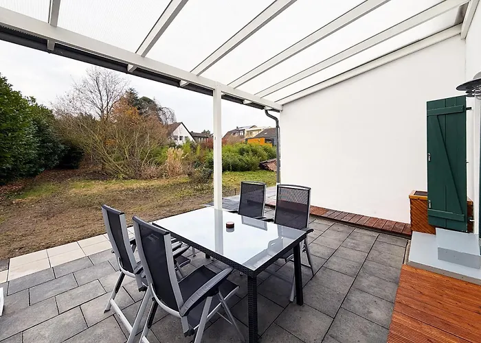 Haeuser Mit Geschlossenem Hof Διαμέρισμα *