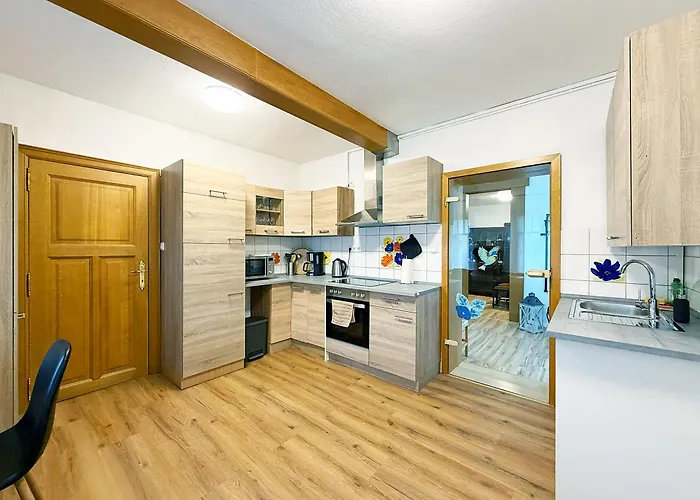 Διαμέρισμα Haeuser Mit Geschlossenem Hof Τρόισντορφ